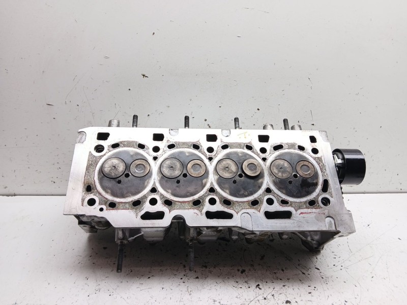 Recambio de culata para dacia sandero 1.5 dci diesel fap cat referencia OEM IAM 110421615r  
