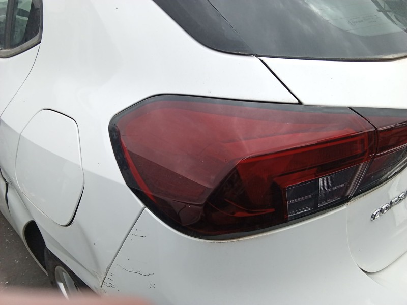 Recambio de piloto trasero izquierdo para opel corsa f (p2jo) 1.2 (68) referencia OEM IAM 9829317380  