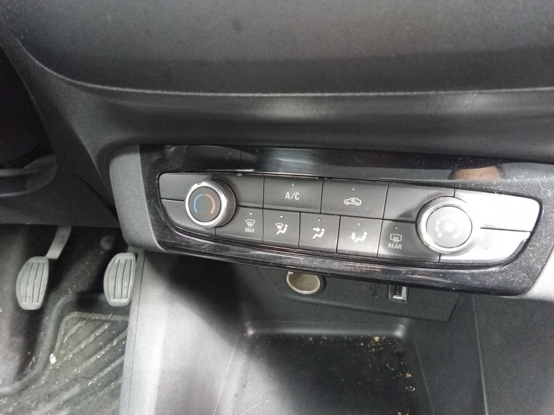Recambio de mando calefaccion / aire acondicionado para opel corsa f (p2jo) 1.2 (68) referencia OEM IAM   