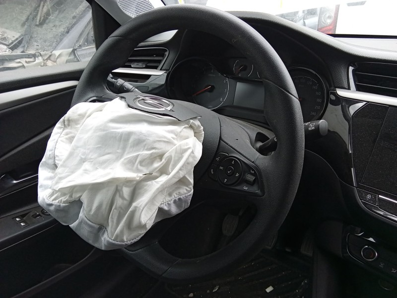 Recambio de volante para opel corsa f (p2jo) 1.2 (68) referencia OEM IAM   