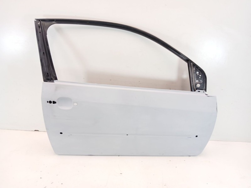 Recambio de puerta delantera derecha para ford fiesta (cbk) ambiente referencia OEM IAM 1692529 3 PUERTAS 