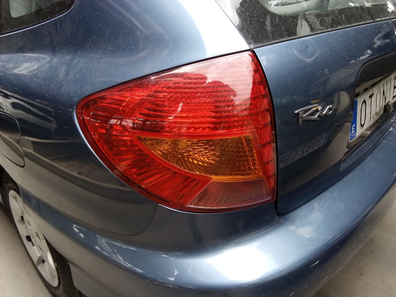 Recambio de piloto trasero izquierdo para kia rio i hatchback (dc) 1.3 referencia OEM IAM   