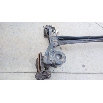 Recambio de puente trasero para peugeot partner tepee 1.6 hdi 90 referencia OEM IAM 1614089580 disco 
