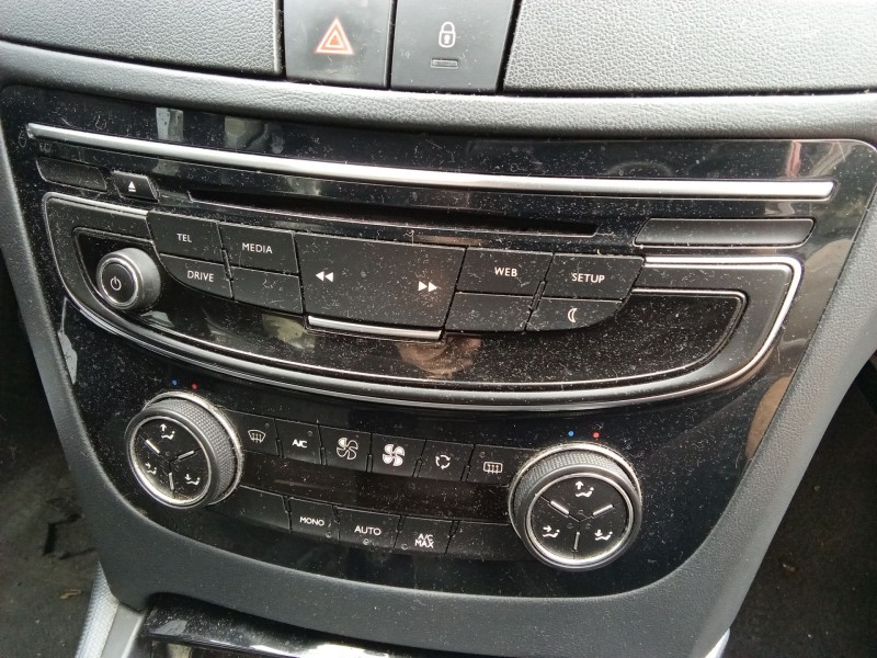 Recambio de sistema audio / radio cd para peugeot 508 i (8d_) 1.6 bluehdi 120 referencia OEM IAM   