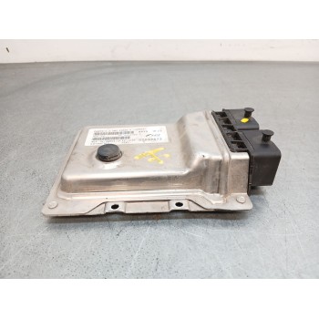 Recambio de centralita motor uce para fiat punto (199_) 1.2 (199axz1a, 199bxz1a) referencia OEM IAM 52032672  