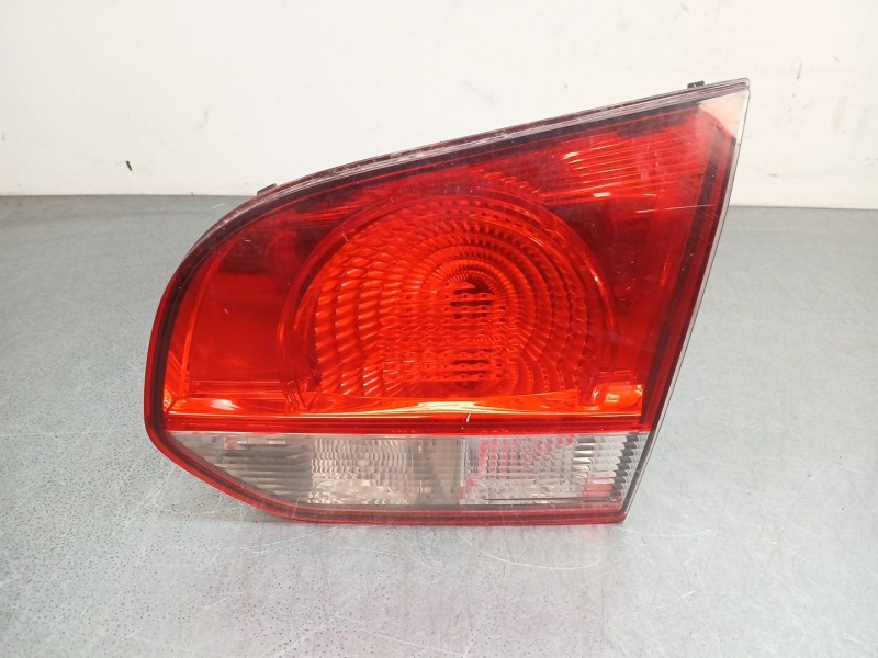 Recambio de piloto trasero derecho interior para volkswagen golf vi (5k1) 1.4 tsi referencia OEM IAM 5k0945094ab  