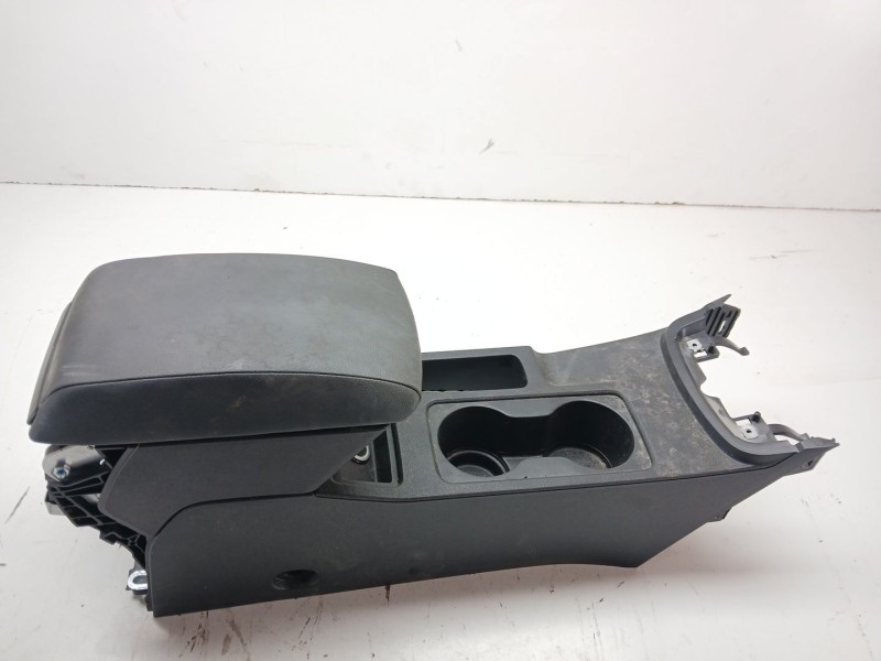 Recambio de apoyabrazos central para seat leon st (5f8) 1.6 tdi referencia OEM IAM 5FP863241  