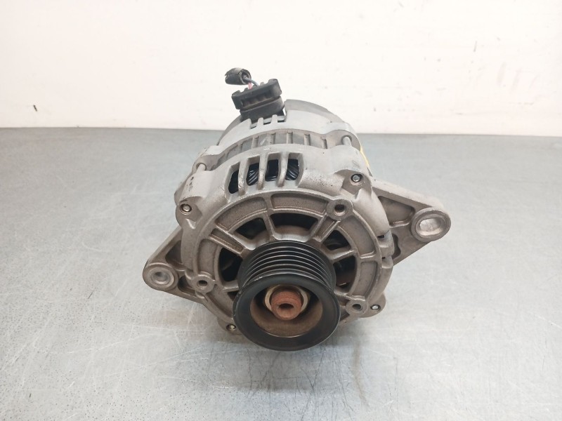 Recambio de alternador para chevrolet aveo / kalos hatchback (t200) 1.4 16v referencia OEM IAM 96440541 cgb13051 
