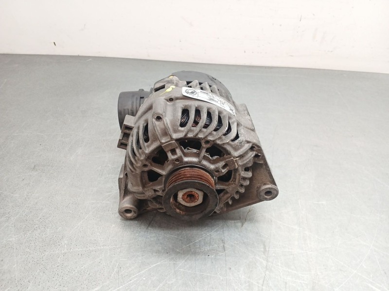 Recambio de alternador para bmw serie 5 berlina (e39) 525tds referencia OEM IAM c541884r  