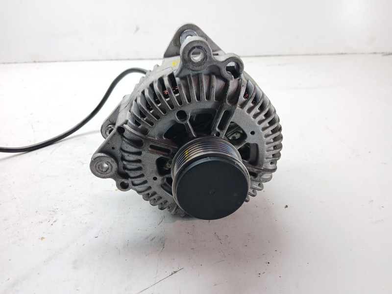Recambio de alternador para audi a6 c6 (4f2) 2.0 tdi referencia OEM IAM 03G903016AV / 03G903016AX  