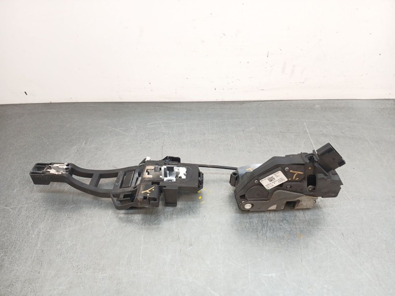 Recambio de cerradura puerta trasera izquierda para ford focus iii 1.6 tdci referencia OEM IAM bm5aa26413ac  