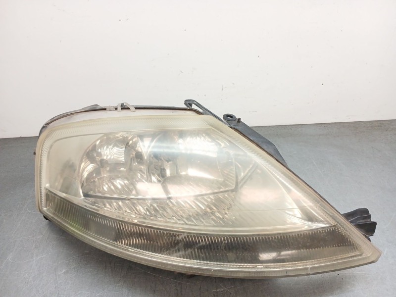 Recambio de faro derecho para citroën c3 i (fc_, fn_) 1.4 hdi referencia OEM IAM 620685  