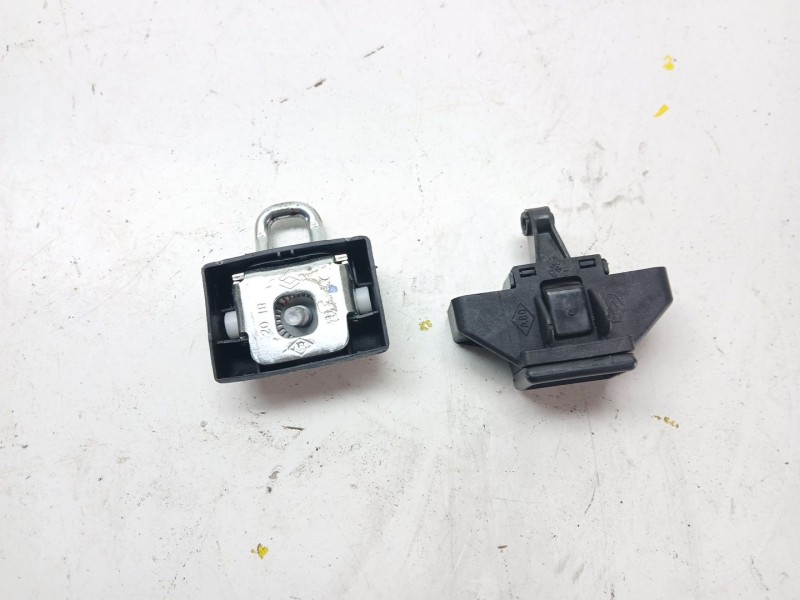 Recambio de cerradura maletero / porton para dacia sandero ii (b8_) tce 90 (b8m1, b8ma) referencia OEM IAM 7700838546  