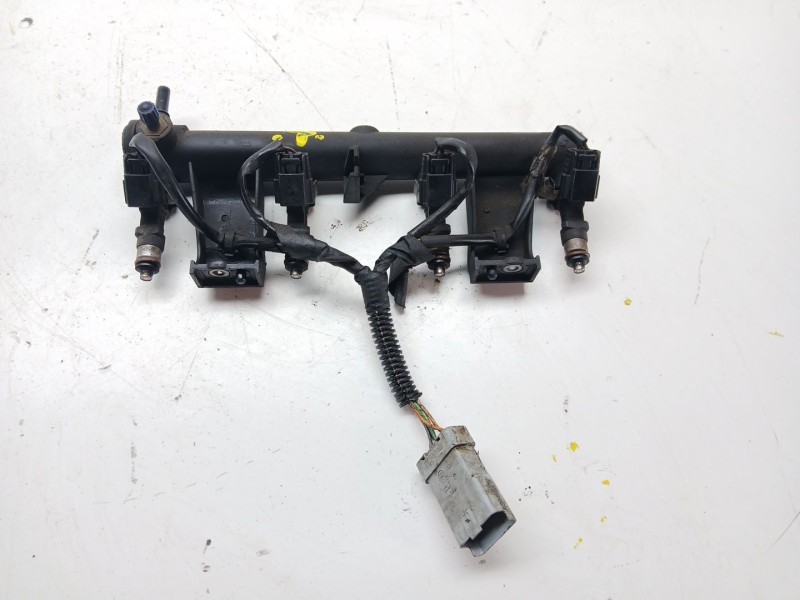 Recambio de rampa inyectora para peugeot 307 cc (3b) 1.6 16v referencia OEM IAM 198543  