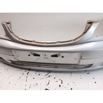 Recambio de paragolpes delantero para toyota avensis (_t22_) 2.0 d-4d (cdt220_) referencia OEM IAM 5211905110  