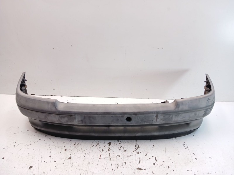Recambio de paragolpes delantero para renault clio i (b/c57_, 5/357_) 1.4 referencia OEM IAM 7700795079  
