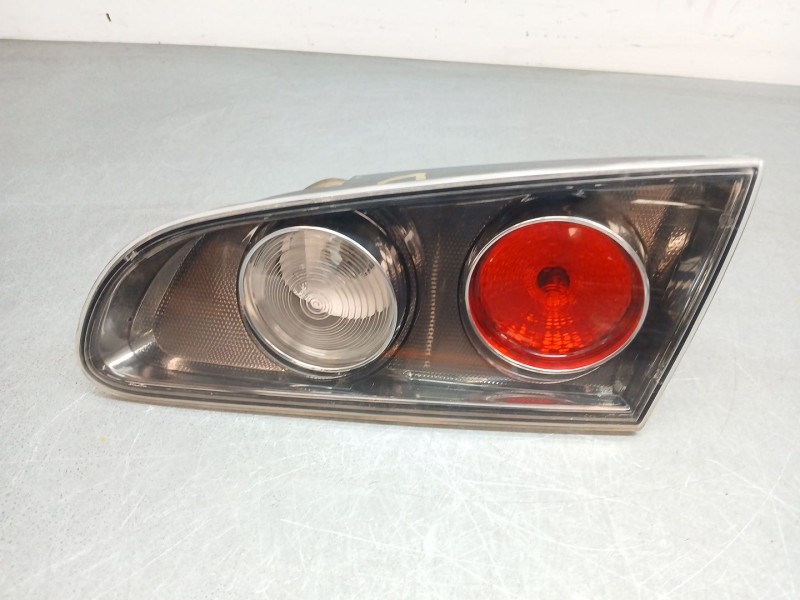 Recambio de piloto trasero derecho interior para seat ibiza iii (6l1) 1.9 tdi referencia OEM IAM 6l6945094l  