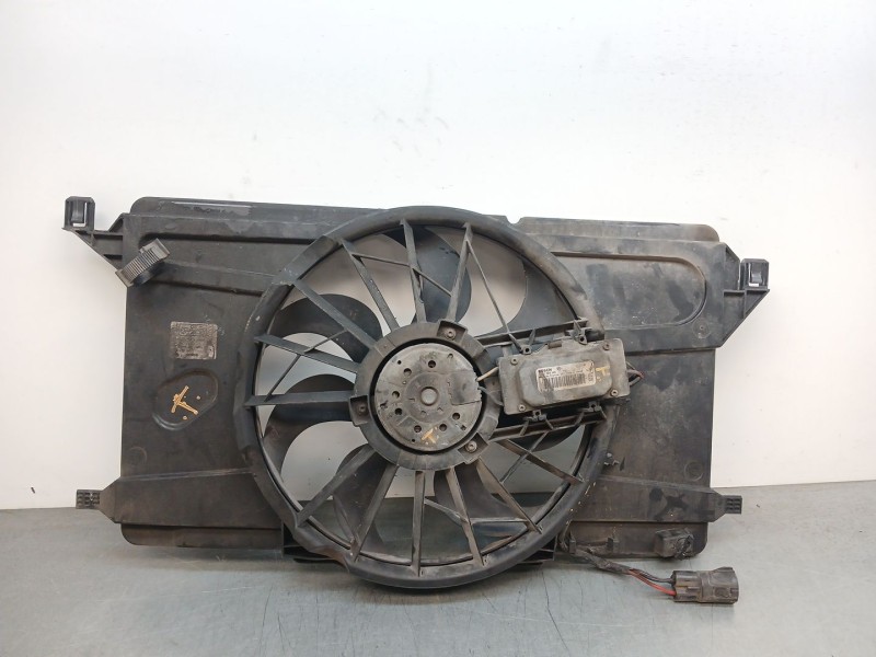 Recambio de electroventilador para volvo v50 (545) 2.0 d referencia OEM IAM 31261987 1137328148 