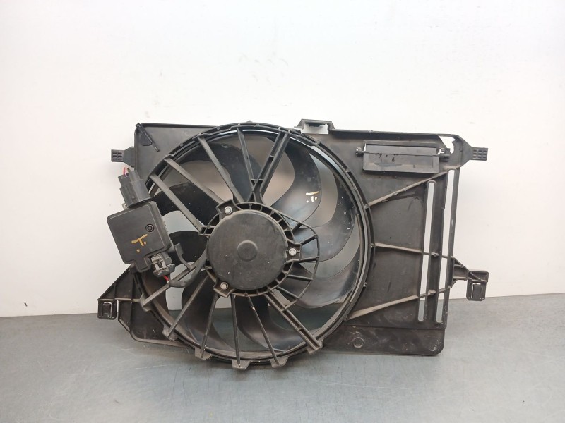 Recambio de electroventilador para ford focus iii 1.6 tdci referencia OEM IAM 940002906  