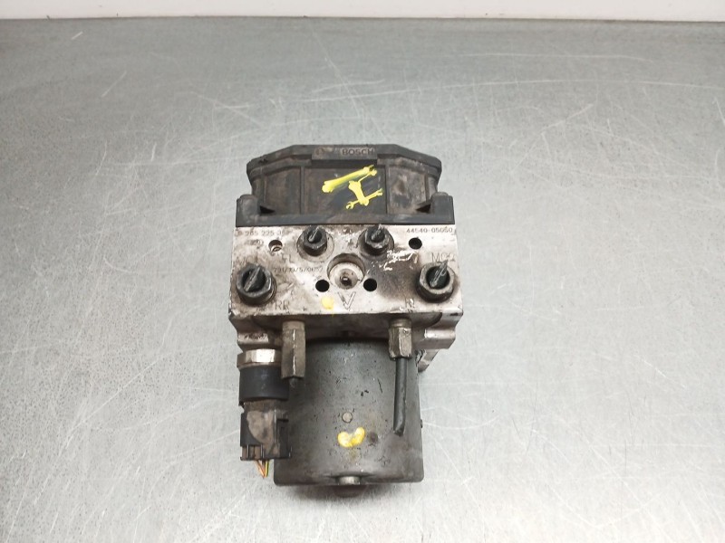 Recambio de abs para toyota avensis sedán (_t25_) 2.0 d-4d (adt250_) referencia OEM IAM 4405005081 026525387 4454005050
