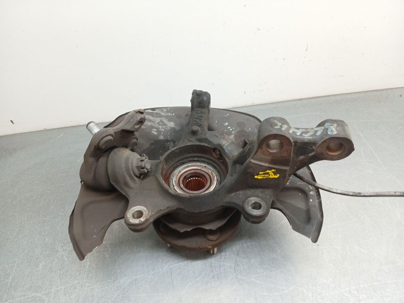 Recambio de mangueta delantera izquierda para toyota avensis sedán (_t25_) 2.0 d-4d (adt250_) referencia OEM IAM 4321205052  