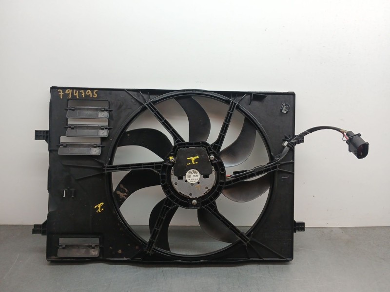 Recambio de electroventilador para seat leon st (5f8) 1.6 tdi referencia OEM IAM 5Q0121203DD 5q0959455bg 5q0121205al
