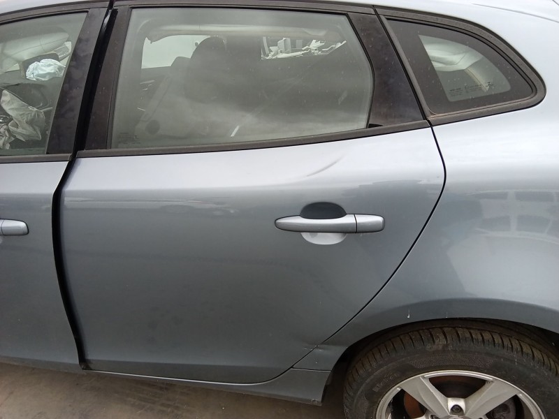 Recambio de puerta trasera izquierda para volvo v40 hatchback (525) d2 referencia OEM IAM 32321999  