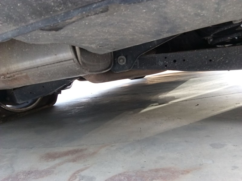 Recambio de puente trasero para volkswagen tiguan (5n_) 2.0 tdi referencia OEM IAM 5N0505235AH  