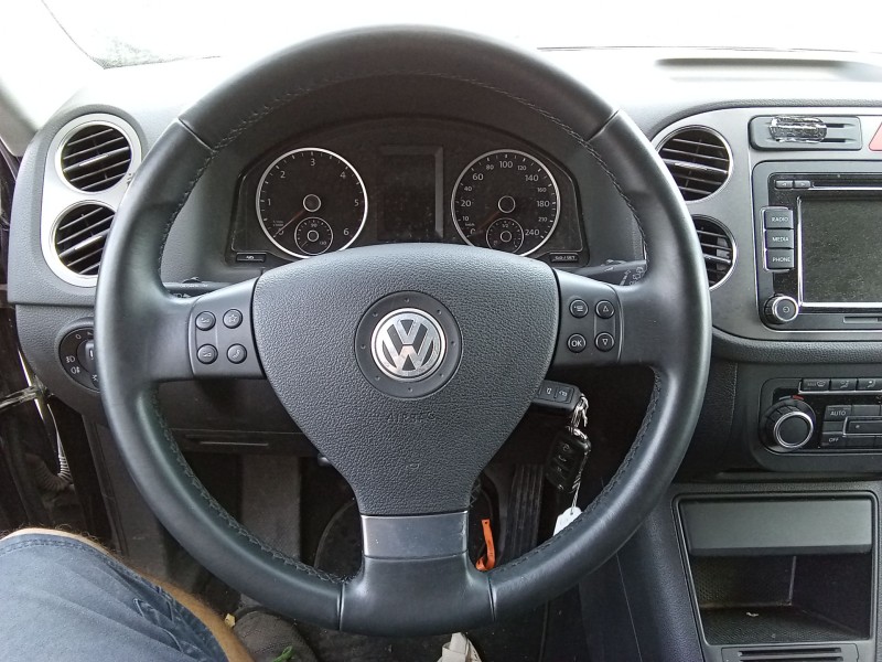 Recambio de volante para volkswagen tiguan (5n_) 2.0 tdi referencia OEM IAM 1T0419091L 1QB  