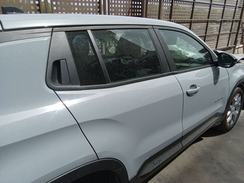 Recambio de puerta trasera derecha para jeep avenger (j2) electric referencia OEM IAM 0000052169934  