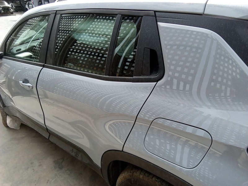 Recambio de puerta trasera izquierda para jeep avenger (j2) electric referencia OEM IAM 0000052169953  