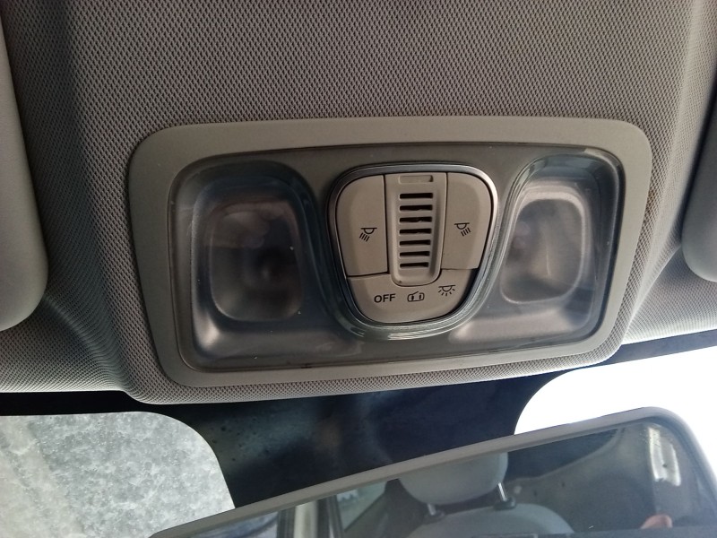 Recambio de luz interior para fiat 500l (351_, 352_) 1.3 d multijet (199lxy1a, 199lxy11) referencia OEM IAM 0000735603568  