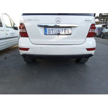 PARAGOLPES TRASERO A1648856725 