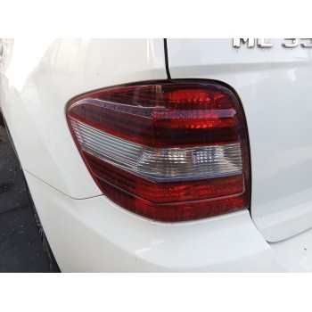 PILOTO TRASERO IZQUIERDO 1649060900 
