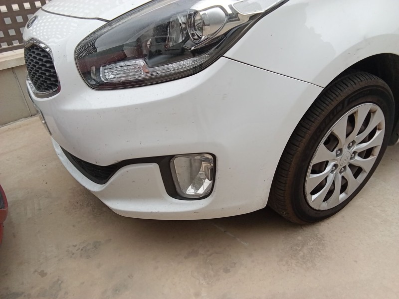 Recambio de paragolpes delantero para kia carens iv 1.7 crdi referencia OEM IAM 86511A4000  
