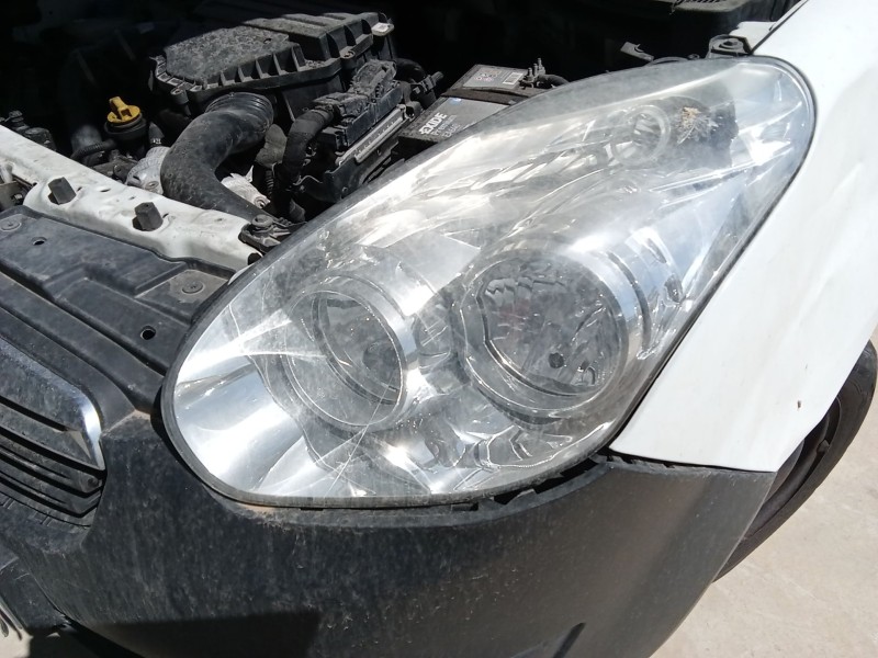 Recambio de faro izquierdo para opel combo furgón/monospace (x12) 1.3 cdti (b05) referencia OEM IAM 95526869  