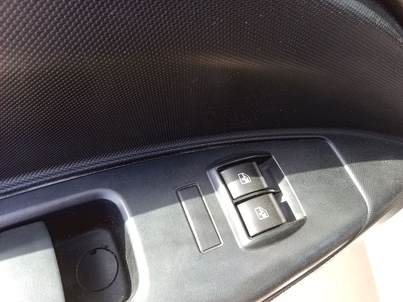 Recambio de mando elevalunas delantero izquierdo para opel combo furgón/monospace (x12) 1.3 cdti (b05) referencia OEM IAM 955109