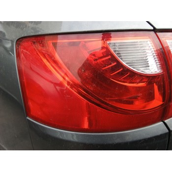 PILOTO TRASERO IZQUIERDO 3R9945095A 