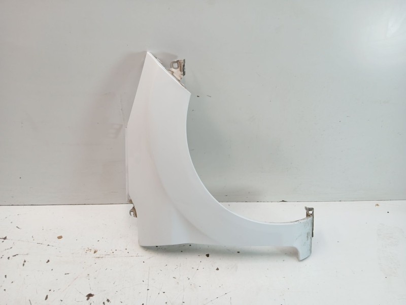Recambio de aleta delantera derecha para ford fiesta vi (cb1, ccn) 1.6 tdci referencia OEM IAM 1777180  
