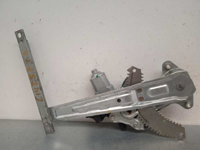 Recambio de elevalunas trasero derecho para nissan juke (f15) acenta referencia OEM IAM 82731CV01B  2 PINS