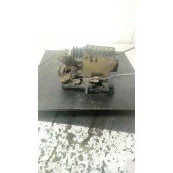 Recambio de cerradura puerta delantera derecha para renault 19 hatchback (b/c53) gtd referencia OEM IAM   