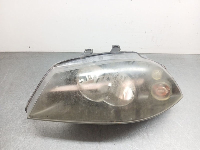 Recambio de faro izquierdo para seat ibiza iii (6l1) 1.4 16v referencia OEM IAM 89306230  