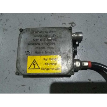 Recambio de centralita faros xenon para volvo s40 berlina 1.9 diesel cat referencia OEM IAM 30859759  