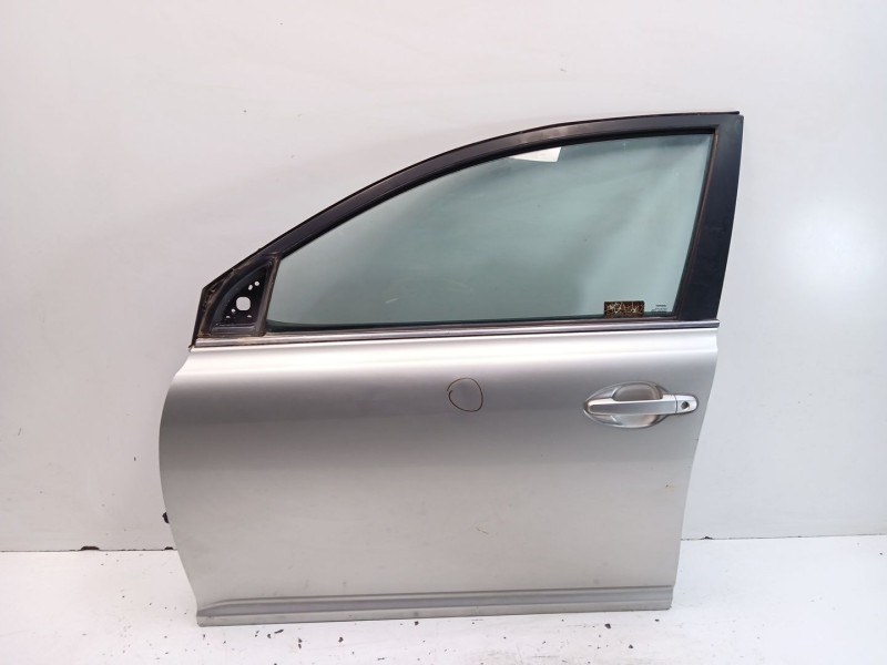 Recambio de puerta delantera izquierda para toyota avensis sedán (_t25_) 2.0 d-4d (adt250_) referencia OEM IAM 6700205050  