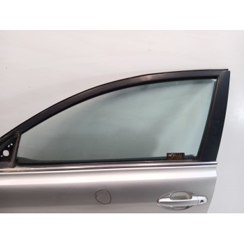 Recambio de puerta delantera izquierda para toyota avensis sedán (_t25_) 2.0 d-4d (adt250_) referencia OEM IAM 6700205050  