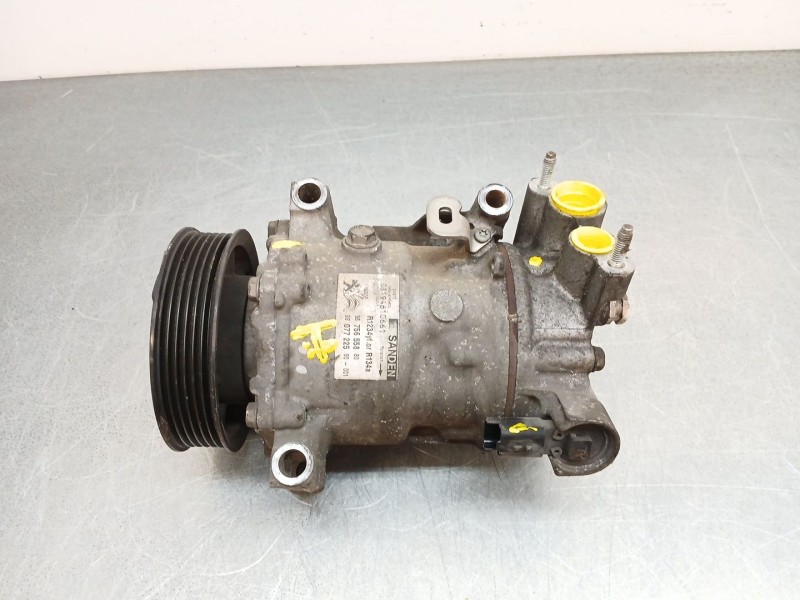 Recambio de compresor aire acondicionado para citroën c4 cactus 1.6 bluehdi 100 referencia OEM IAM 9807722580  