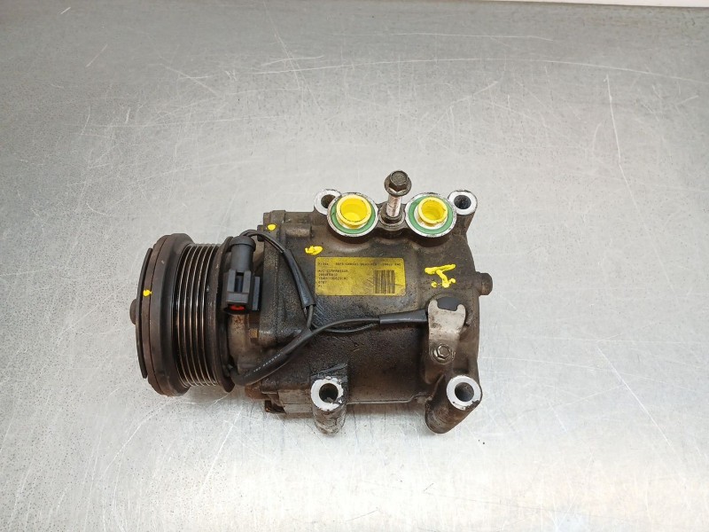 Recambio de compresor aire acondicionado para ford focus i sedán (dfw) 1.8 tdci referencia OEM IAM ys4h19d629ac  