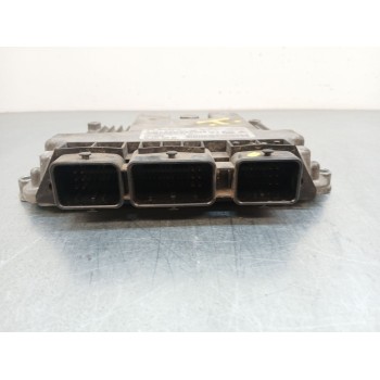 Recambio de centralita motor uce para peugeot expert tepee (vf3x_) 1.6 hdi 90 16v referencia OEM IAM 0281013869  