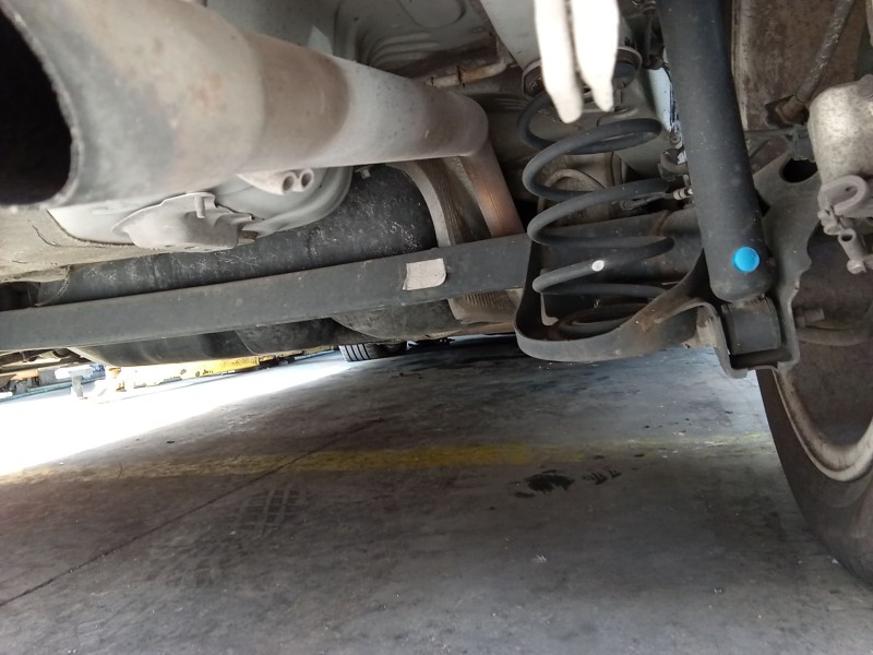 Recambio de puente trasero para toyota yaris (_p13_) 1.4 d (nlp130_) referencia OEM IAM 421100D520  