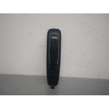 Recambio de mando elevalunas delantero derecho para renault megane iv berlina 5p r.s. trophy referencia OEM IAM   